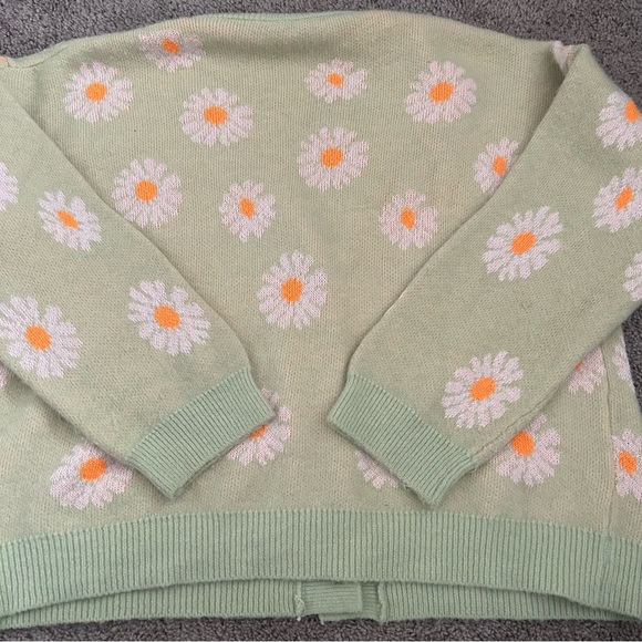 Trendy flower print sweater - Picture 6 of 6